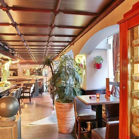 Queen's Astoria Design Belgrado